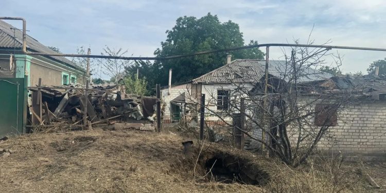 ВСУ за сутки нанесли десятки ударов по мирным жителям ЛНР: есть погибший и раненые