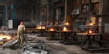 Так закаляется сталь: 13 заводов Луганщины наращивают производство в новых реалиях