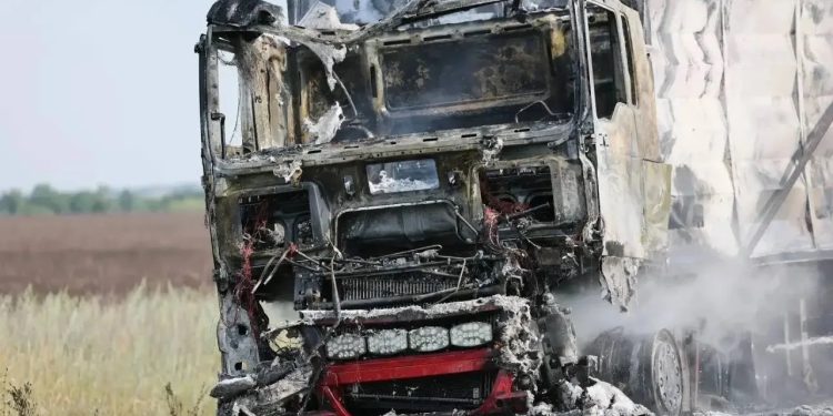 Украинские неонацисты атаковали ЛНР: более 50 БПЛА сбиты, есть жертвы и раненые