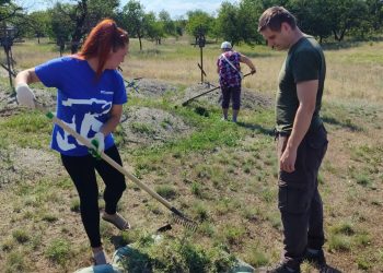 В Первомайске привели в порядок мемориал «Незаживающая рана Донбасса»
