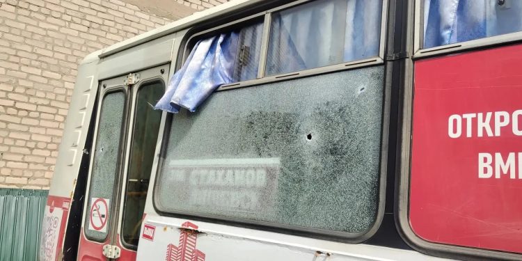 ВСУ за сутки нанесли десятки ударов по мирным жителям ЛНР: есть погибший и раненые
