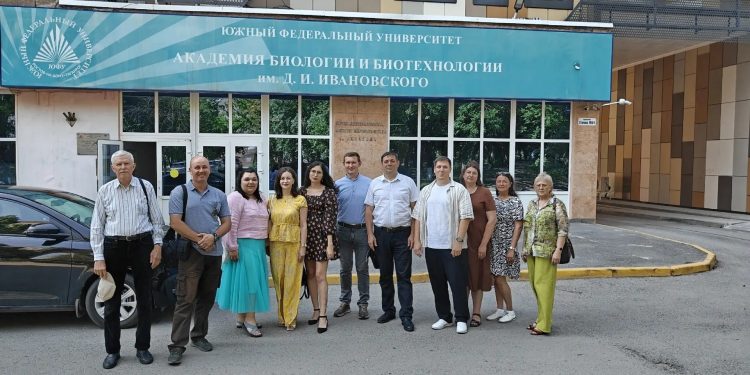 ЛНР и Южный федеральный университет запускают совместные проекты по восстановлению плодородия почв