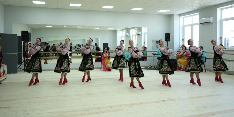 Луганская филармония встретит новый сезон в обновлённом формате  