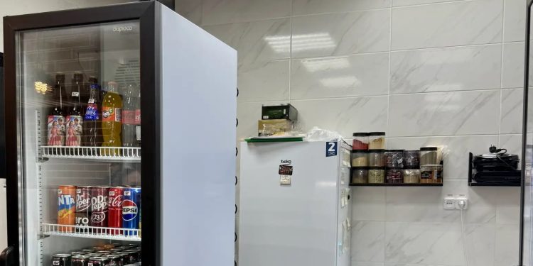 «Котлета по-фронтовому»: ветеран из Красного Луча открыл бургерную на деньги от государства