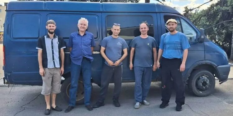 Воронежские волонтёры завершили 13-ю гуманитарную миссию в Попасной