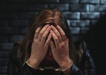 «Думала, помогаю детям»: женщина из ЛНР получила условный срок за три перевода на 6 000 рублей