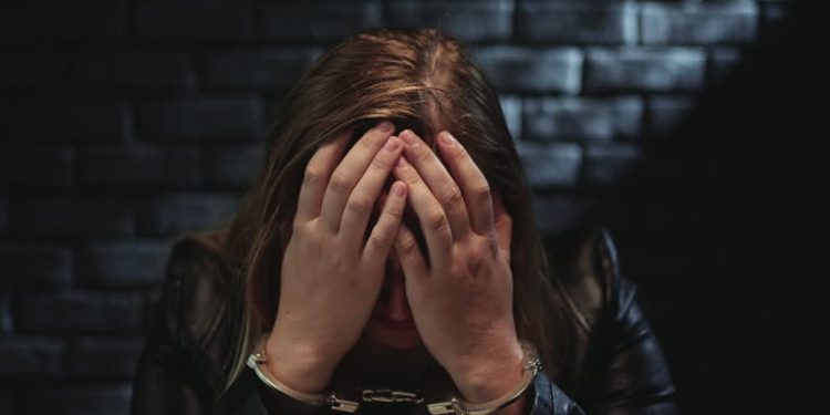 «Думала, помогаю детям»: женщина из ЛНР получила условный срок за три перевода на 6 000 рублей