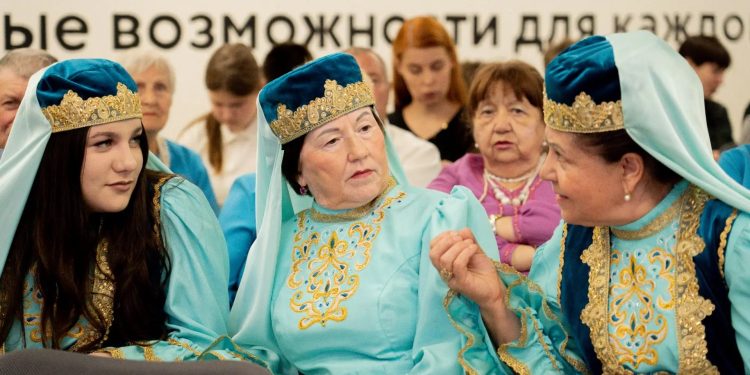 🌟 Праздник дружбы, творчества и вкуса: в Луганске ярко отметили Фестиваль национальных культур «В единстве — наша сила»