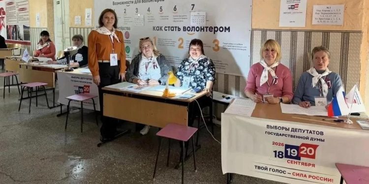 В ЛНР начался второй день выборов в Госдуму: явка существенно выше средней по России