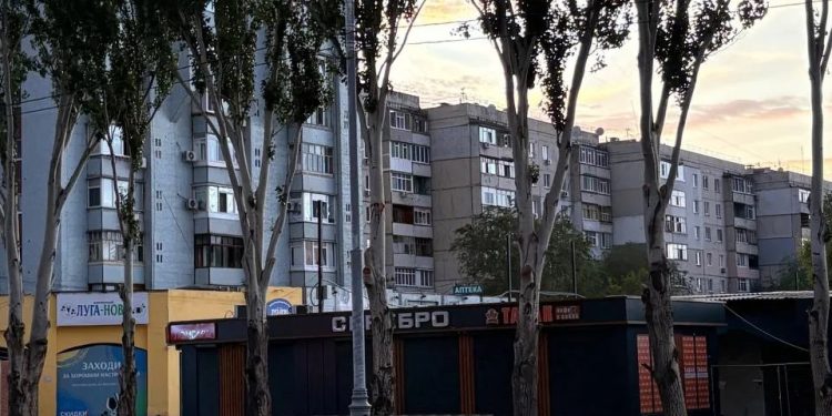 Луганск меняет облик: город избавится от «визуального шума» благодаря новому дизайн-коду