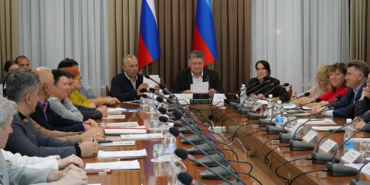 В Луганске стартовали выборы в Молодежный совет: 25 мест и реальный голос поколения