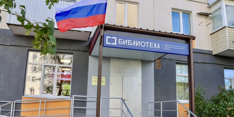 В Северодонецке открылась первая модельная библиотека — с 3D-принтером, аэрохоккеем и книгами Брайля