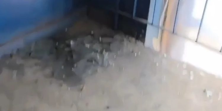 В Луганске шесть многоэтажных домов получили повреждения в результате ночной атаки беспилотников ВФУ