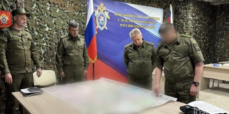 Замглавы СК России Корпусов посетил ЛНР: проверил учебные заведения и наградил военных следователей
